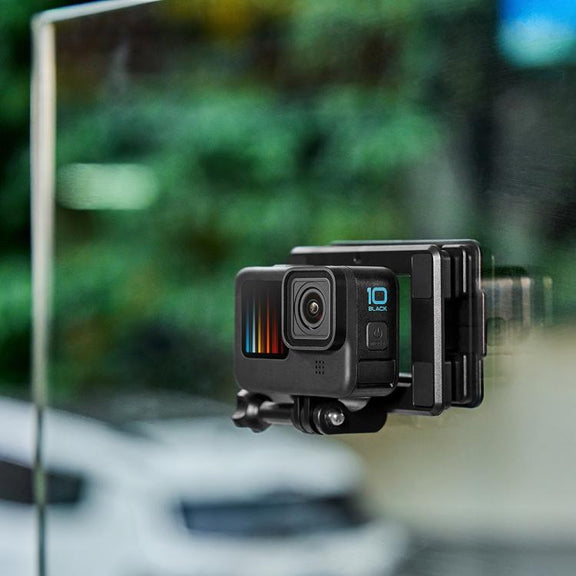 060 Outdoor Live Action Camera Magnetic Bracket with Adjustable Lanyard(Black)