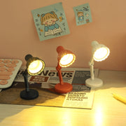Flower Shape LED Mini Magnetic Table Lamp Foldable Bedside Night Light(09A White)