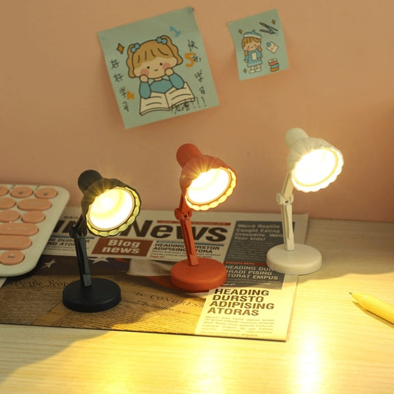 Flower Shape LED Mini Magnetic Table Lamp Foldable Bedside Night Light(09A Green)