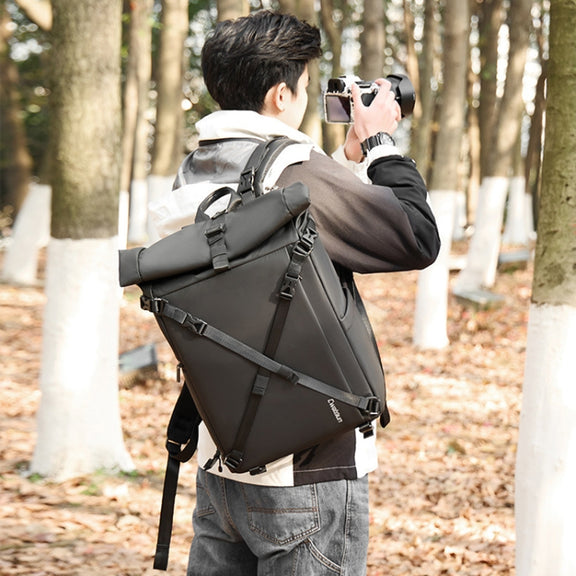 Cwatcun D113 Shoulder Leisure Camera Bag Water-resistant High Capacity Outdoor Travel Photography Bag, Color: Large Black