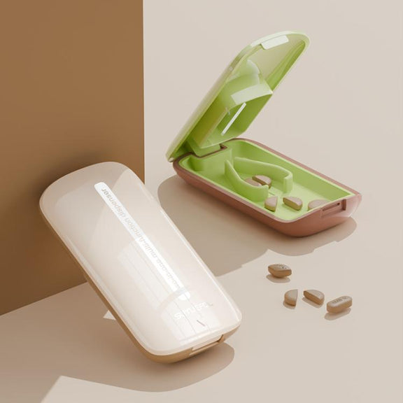 Lightweight Pill Cutter Box Portable Tablet Cutting Dispensing Pill Box(Matcha Green)