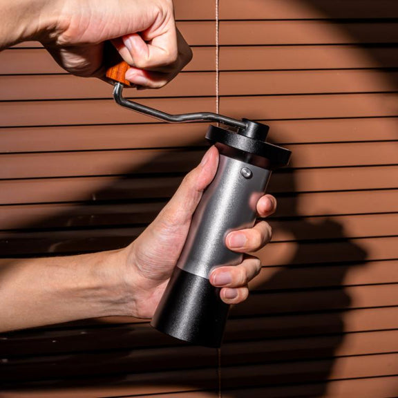 Manual Coffee Grinder with 5-Claw 420 Stainless Steel Burr External Click Adjustable Grind Settings(Silver Black)