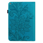 Lace Flower Embossing Pattern Horizontal Flip Leather Case with Holder & Card Slots & Wallet & Photo Frame & Sleep / Wake-up Function For iPad 9.7 2018 / 9.7  2017 / Air 2 / Air(Blue)
