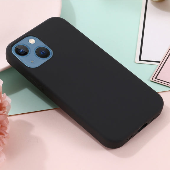For iPhone 13 Shockproof Silicone Magnetic Magsafe Case(Black)