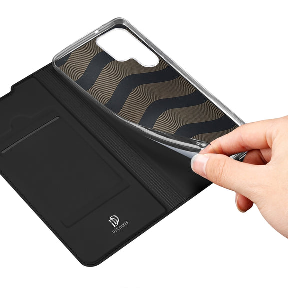 For Samsung Galaxy S22 Ultra 5G DUX DUCIS Skin Pro Series Horizontal Flip Leather Phone Case with Holder & Card Slots(Black)