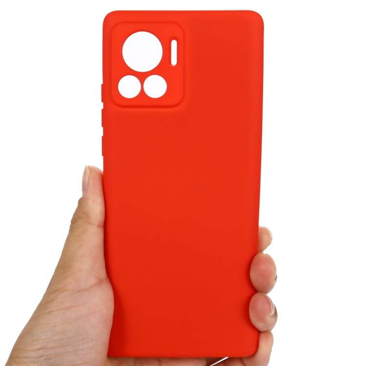 For Motorola Edge 30 Ultra / Moto X30 Pro Pure Color Liquid Silicone Shockproof Phone Case(Red)