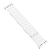 For Fitbit Versa 4 / 3 / Sense 2 20mm Silicone Magnetic Watch Band(White)