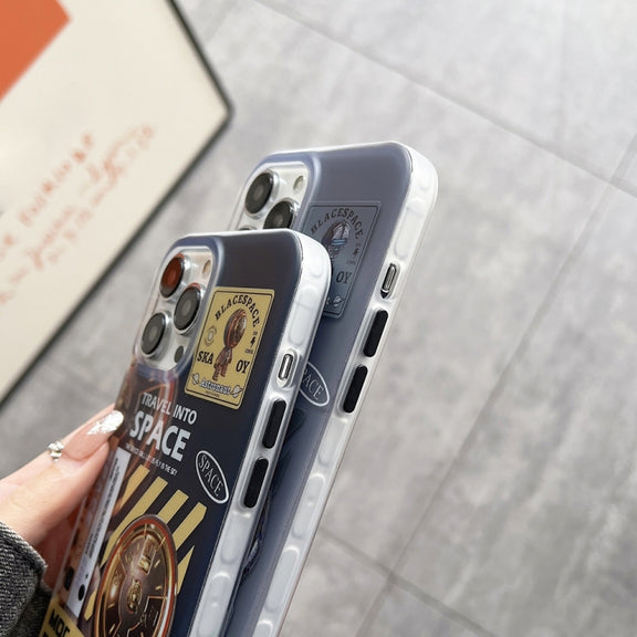 For iPhone 13 Pro Dual-side IMD Astronaut Frosted Phone Case(Black Gold)