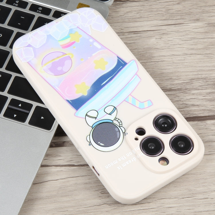 For iPhone 12 Pro Max Milk Tea Astronaut Pattern Liquid Silicone Phone Case(Ivory White)