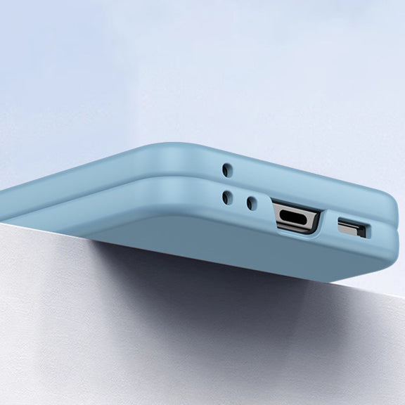 For Samsung Galaxy Z Flip5 Fuel Injection Integrated PC Skin Feel Phone Case(White)