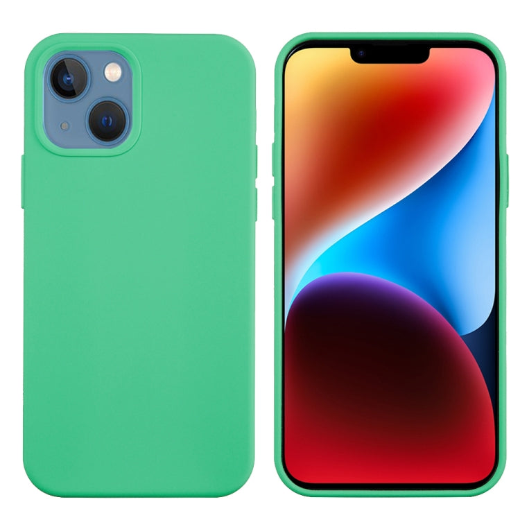 For iPhone 15 Solid Color Silicone Phone Case(Green)