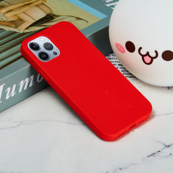For iPhone 15 Pro Solid Color Silicone Phone Case(Red)