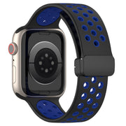For Apple Watch SE 2022 44mm Magnetic Buckle Silicone Watch Band(Black Blue)