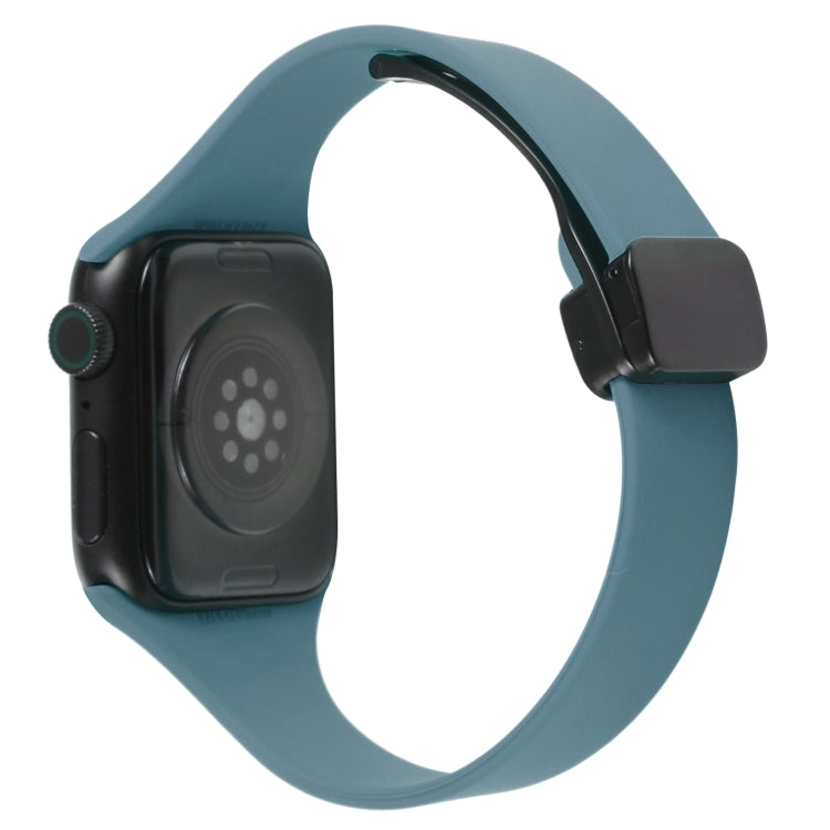 For Apple Watch SE 44mm Magnetic Buckle Slim Silicone Watch Band(Light Green)