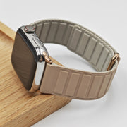 For Apple Watch 9 45mm Reverse Buckle Magnetic Silicone Watch Band(Rose Buckle Milk Grey)
