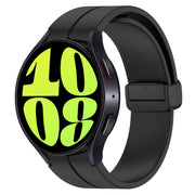 For Samsung Galaxy Watch 6 / 6 Classic Magnetic Folding Black Buckle Silicone Watch Band(Black)