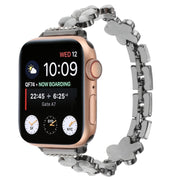 For Apple Watch SE 2022 44mm 5-petaled Flower Zinc Alloy Chain Watch Band(Black)
