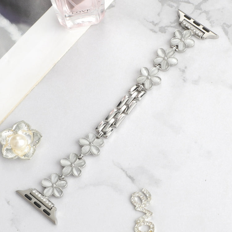For Apple Watch Series 7 45mm 5-petaled Flower Zinc Alloy Chain Watch Band(Silver) - Watch Bands by PMC TechLife | Online Shopping South Africa | PMC TechLife