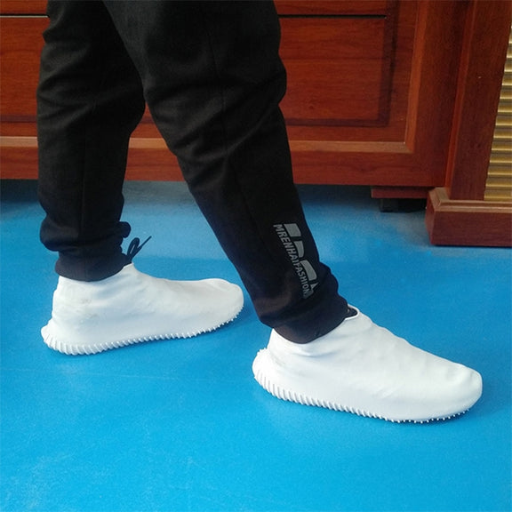 Water-resistant Antiskid Silicone Outdoor Rainboots Shoes Cover, Size: S (25-33)(White)