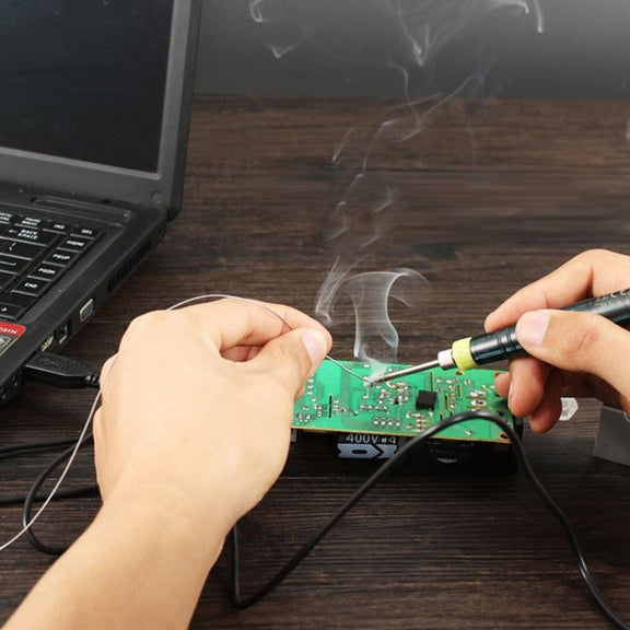 Portable USB Powered Soldering Iron Pen 5V 8W Long Life Tip + Touch Switch Protective Cap Auto Shut Off 25 second