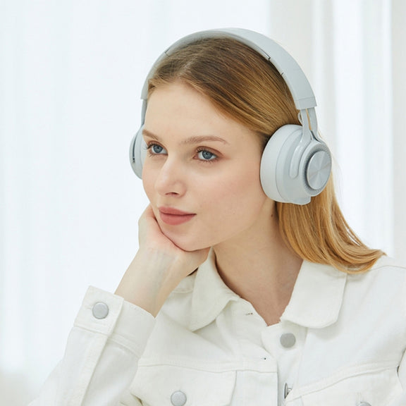 P1 Wireless Bluetooth 5.0 Stereo Soft Leather Earmuffs Foldable Headset Built-in Mic for PC / Cell Phones(Gray)