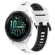For Garmin Forerunner 265S 18mm Sports Two-Color Silicone Watch Band(White+Black)