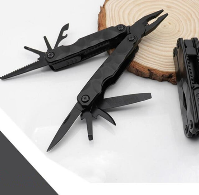11 in 1 Outdoor Camping Survival Tool Foldable Multifunctional Pocket Plier(Standard Version)