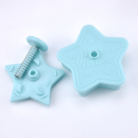 4 in 1 Three-Dimensional Fondant Biscuit Embossing Mold Push-Type Cake Mold Random Style Delivery