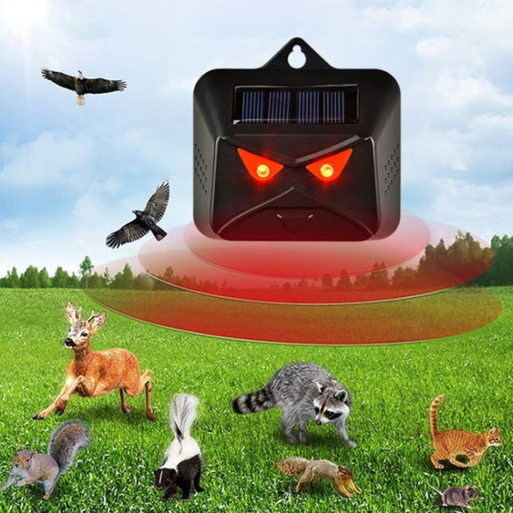 4pcs /Box Solar Animal Repeller Water-resistant Animal Deterrent with Red LED Light